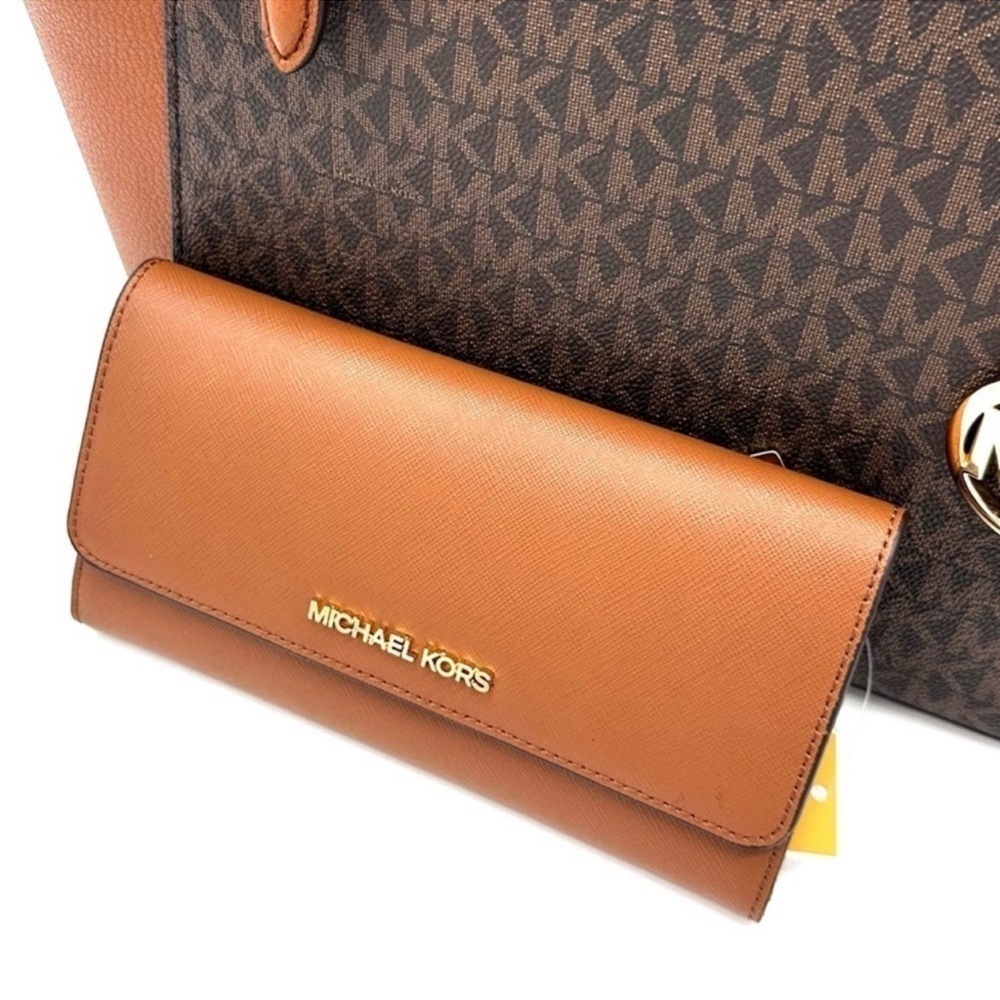 Michael Kors Large Charlotte Tote Bag & Trifold Wallet Brown - Picture 12 of 14
